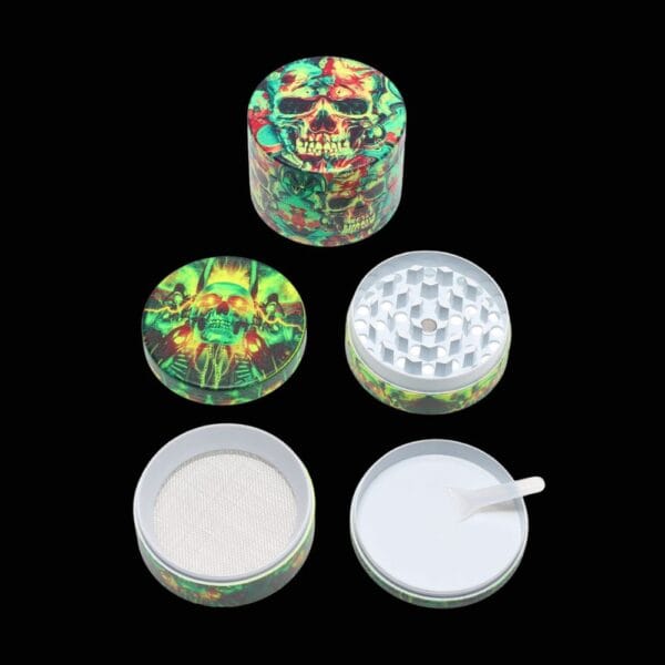 Rasta Skull Glow-in-the-dark Aluminum Grinder | 4 Part | 50mm